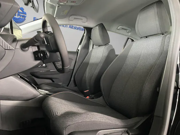 PEUGEOT 208 1.2 Hybrid Style