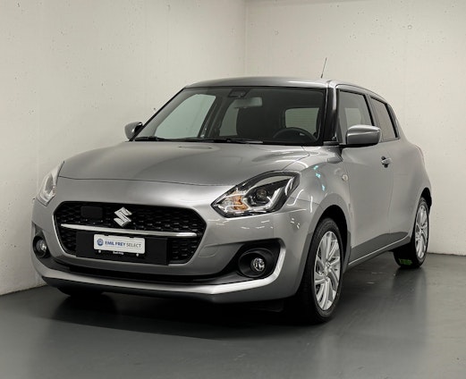 First vehicle image