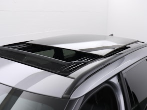 Vehicle image LAND ROVER Range Rover Velar 2.0 T S