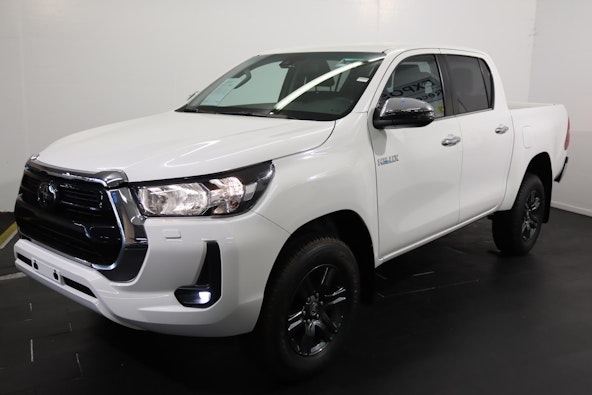 First vehicle image