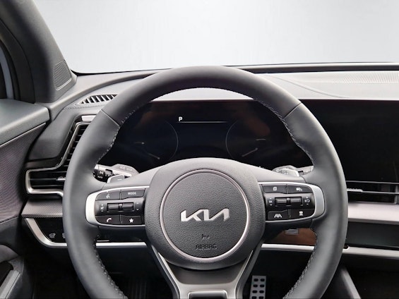 Vehicle image 5 Vehicle image 5