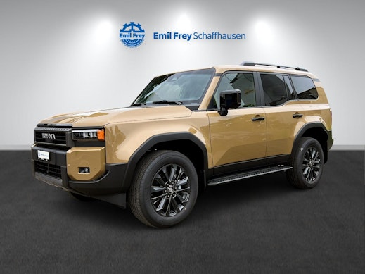 TOYOTA Land Cruiser 2.8 D Invincible 0