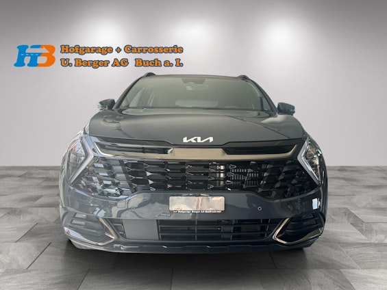 First vehicle image