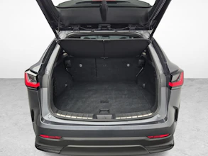 https://vehicle.imgix.net/3901288/ae11b66f-e7e2-4f82-958a-51ffbb48f544.jpg
