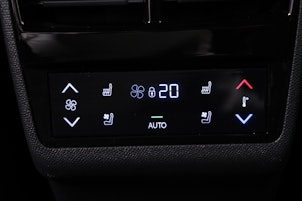 Vehicle image DS AUTOMOBILES 9 1.6 E-Tense Rivoli+ 4x4