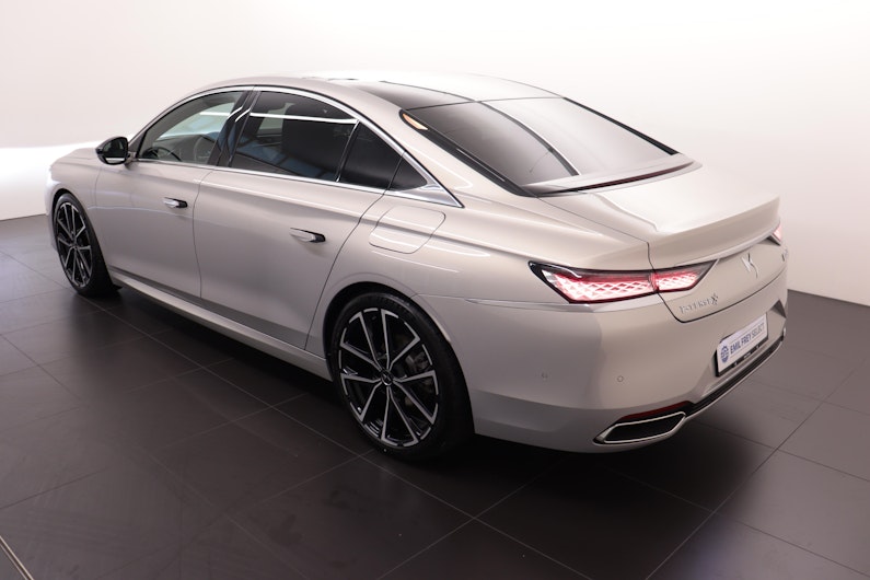 Vehicle image DS AUTOMOBILES DS9