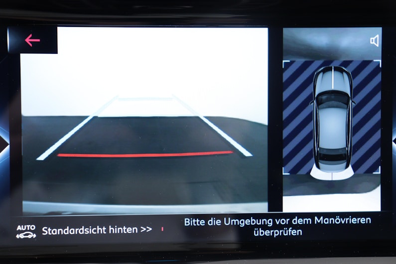 Vehicle image DS AUTOMOBILES DS9