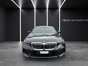 BMW 520d xDrive Touring M Sport/Attraktiven Leasingzinssatz ab 1.9 % bei Abschluss eine BMW Fahrzeugversicherung
