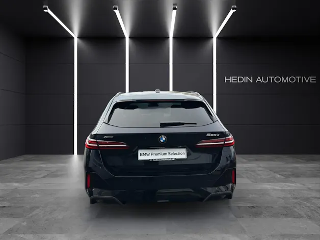 BMW 520d xDrive Touring M Sport/Attraktiven Leasingzinssatz ab 1.9 % bei Abschluss eine BMW Fahrzeugversicherung