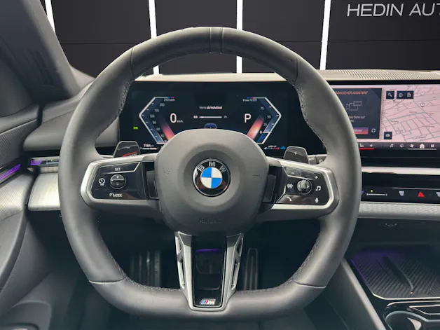 BMW 520d xDrive Touring M Sport/Attraktiven Leasingzinssatz ab 1.9 % bei Abschluss eine BMW Fahrzeugversicherung
