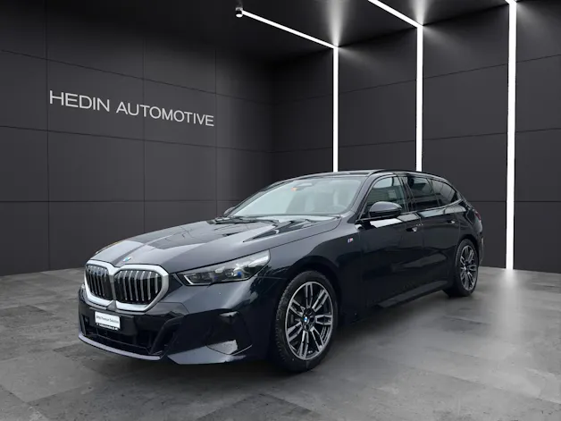 BMW 520d xDrive Touring M Sport/Attraktiven Leasingzinssatz ab 1.9 % bei Abschluss eine BMW Fahrzeugversicherung