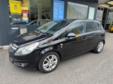 First vehicle image