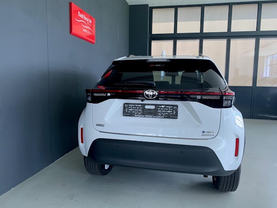 Vehicle image 11