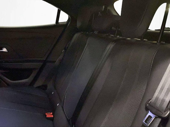 Vehicle image 7 Vehicle image 7