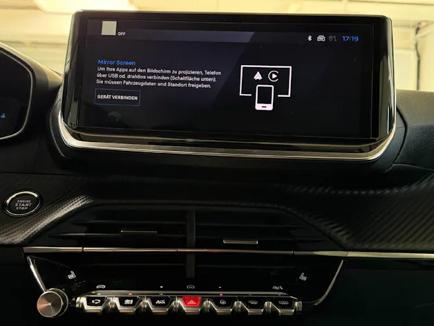 Peugeot 208 1.2 Hybrid Allure Premium