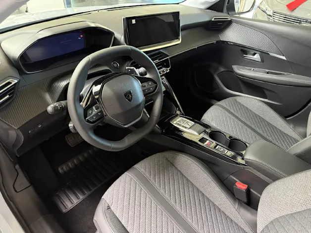 Peugeot 208 1.2 Hybrid Allure Premium