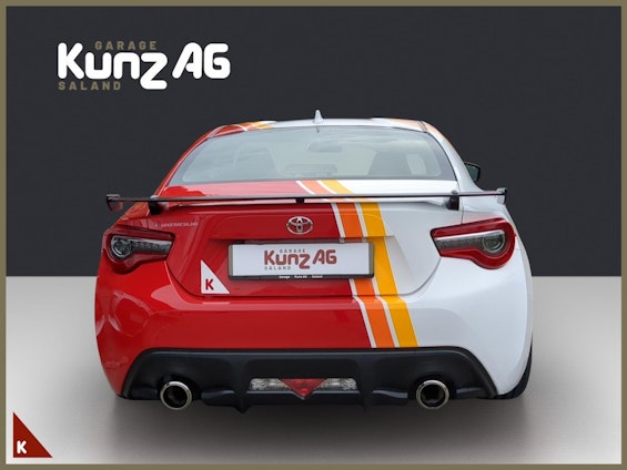 Vehicle image 4 Vehicle image 4