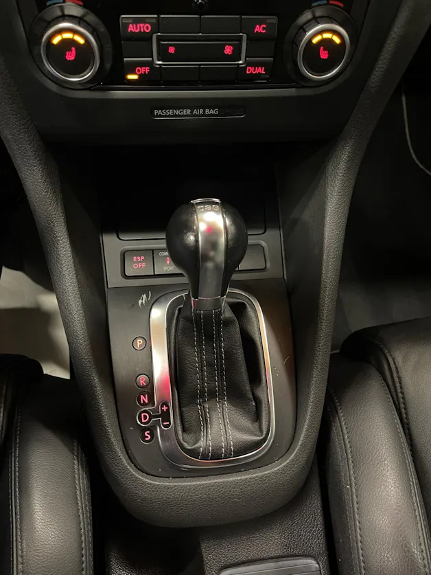 VW Golf VI 2.0 TSI R DSG 4motion
