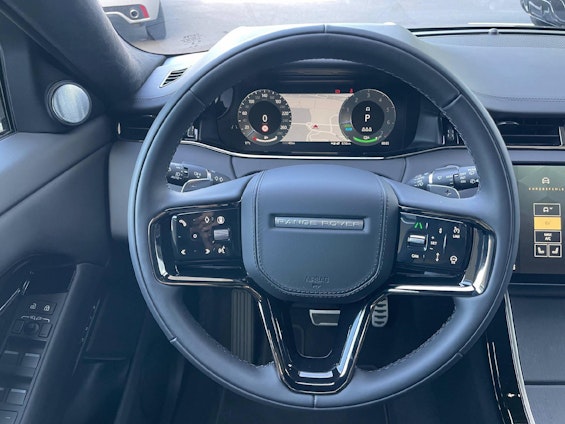 Vehicle image 5 Vehicle image 5