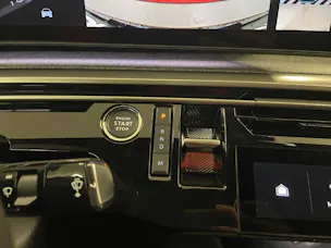 Peugeot 3008 1.2 Hybrid 136 Allure