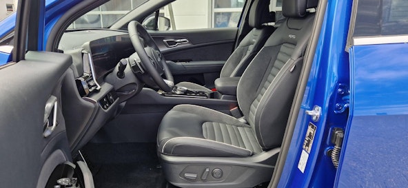 Vehicle image 3 Vehicle image 3