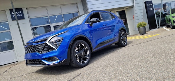 First vehicle image First vehicle image