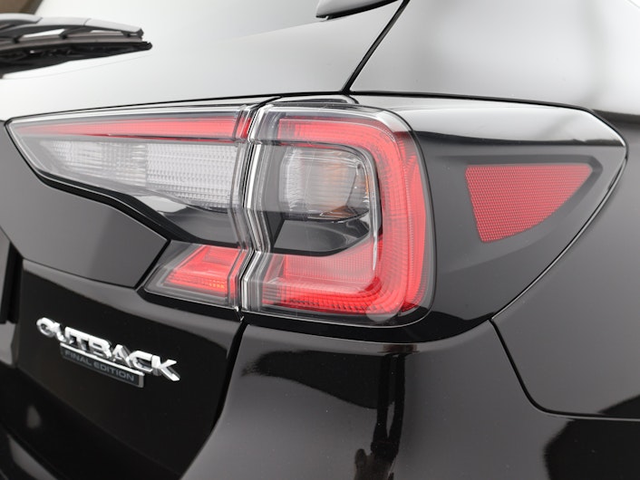 Vehicle image SUBARU OUTBACK