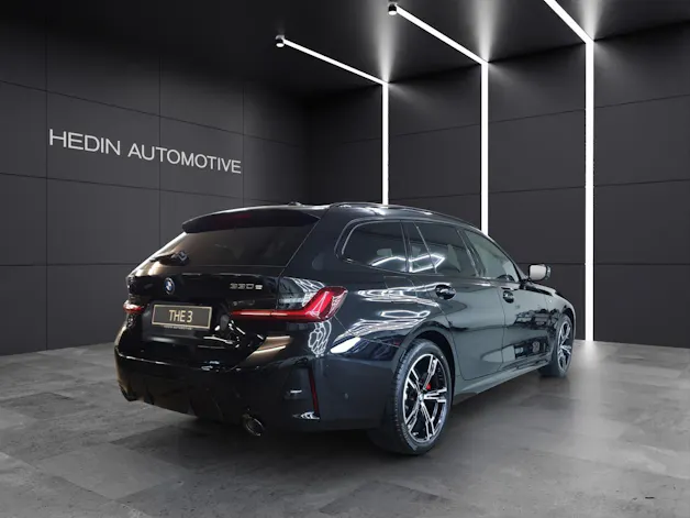 BMW 330e xDrive Touring