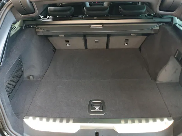 BMW 330e xDrive Touring