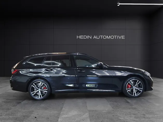 BMW 330e xDrive Touring