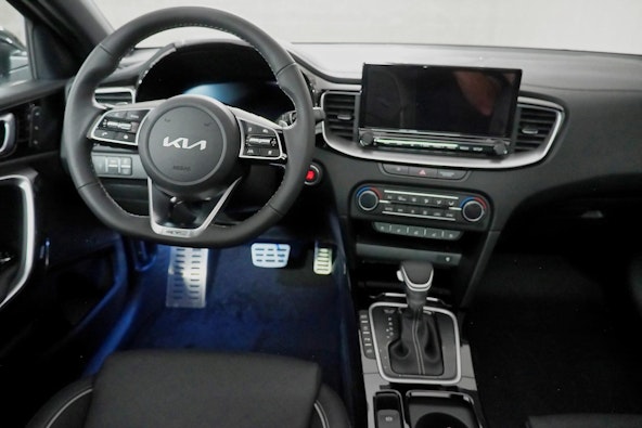 Vehicle image 10 Vehicle image 10