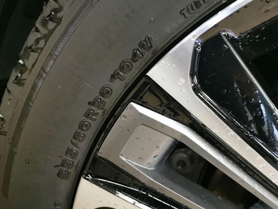 Vehicle image 10 Vehicle image 10