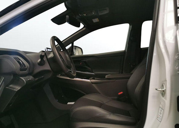 Vehicle image 3 Vehicle image 3