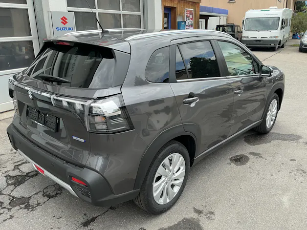 Suzuki S-Cross 1.4 T Compact+ Hybrid 4x4