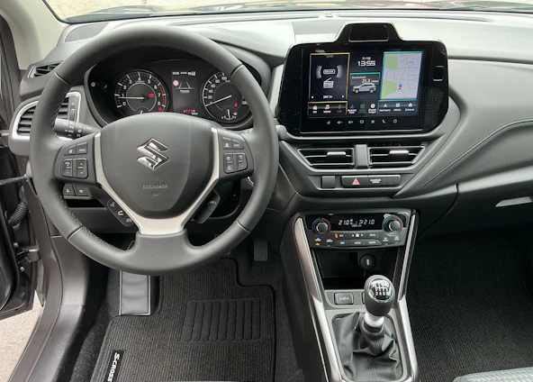 Fahrzeugbild 6 Fahrzeugbild 6