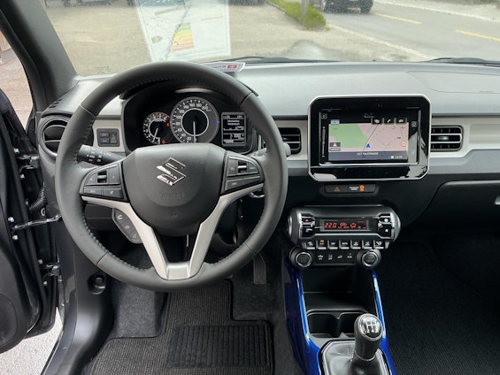 Vehicle image 7