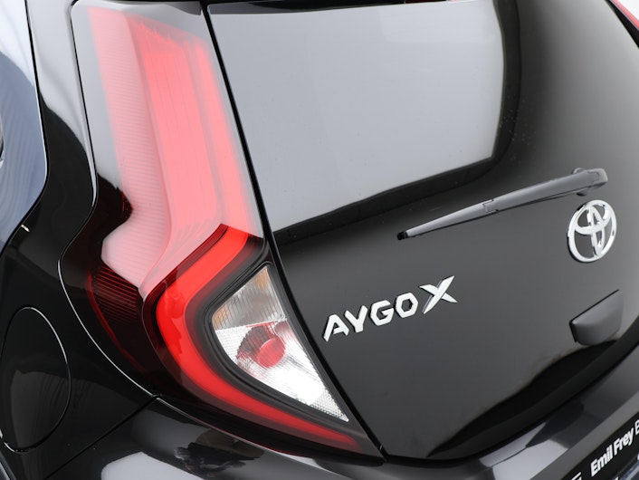 Vehicle image TOYOTA AYGO X
