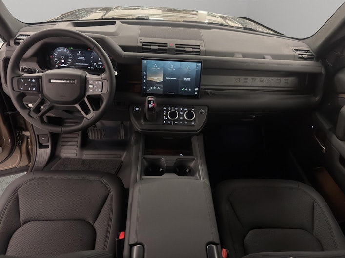 Vehicle image LAND ROVER DEFENDER