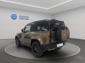 Vehicle image LAND ROVER Defender 90 3.0 D I6 250 X-Dynamic SE