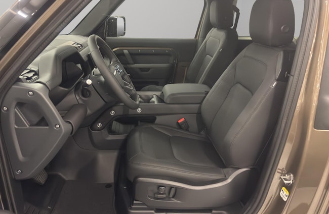 Vehicle image 6 Vehicle image 6