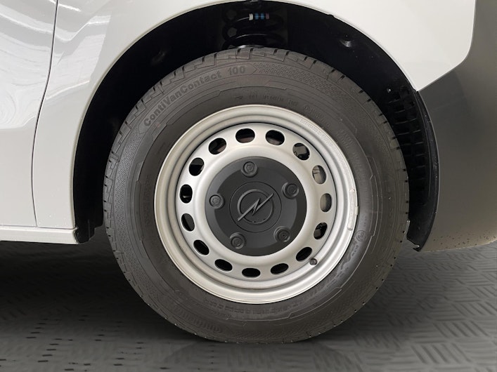 Vehicle image OPEL VIVARO