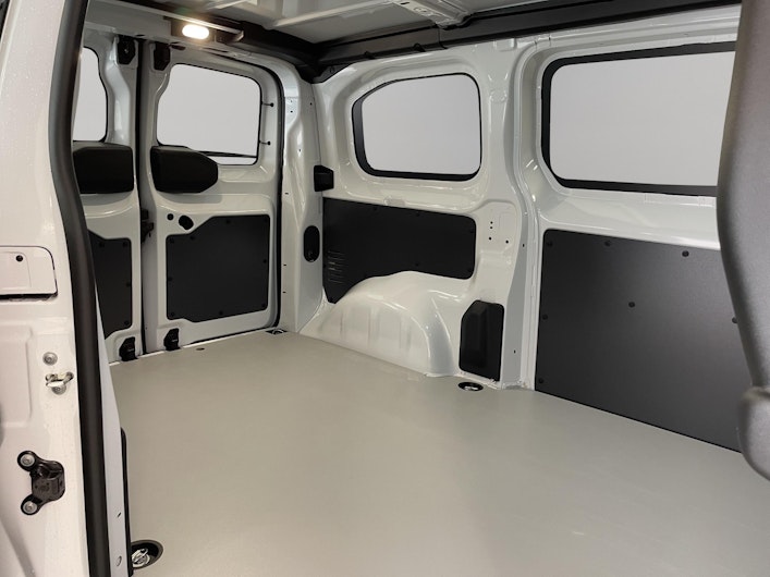 Vehicle image OPEL VIVARO