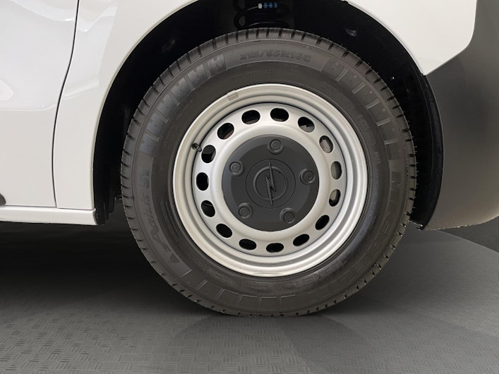 Vehicle image OPEL VIVARO