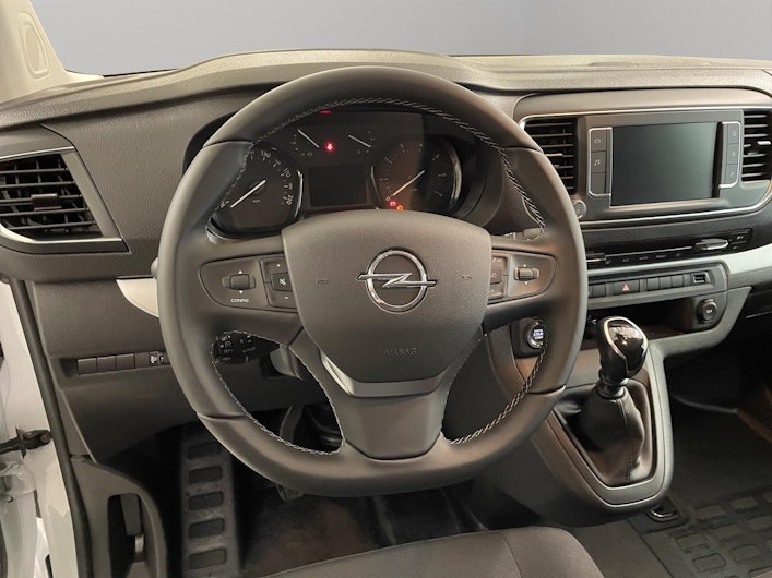 Vehicle image OPEL VIVARO