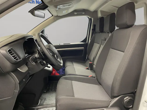Opel Vivaro Cargo 2.7 t M 2.0 D 177 S/S