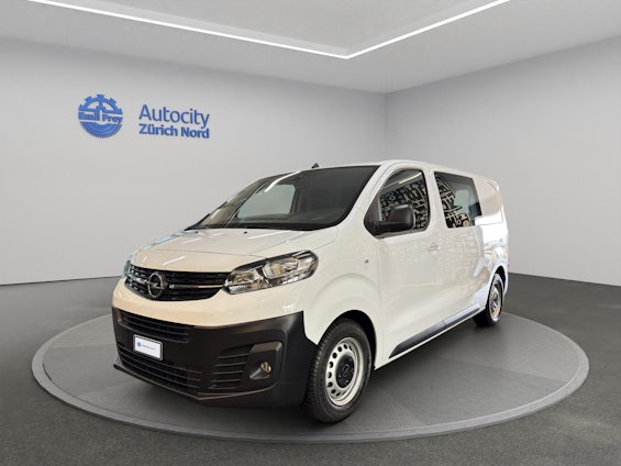 First vehicle image