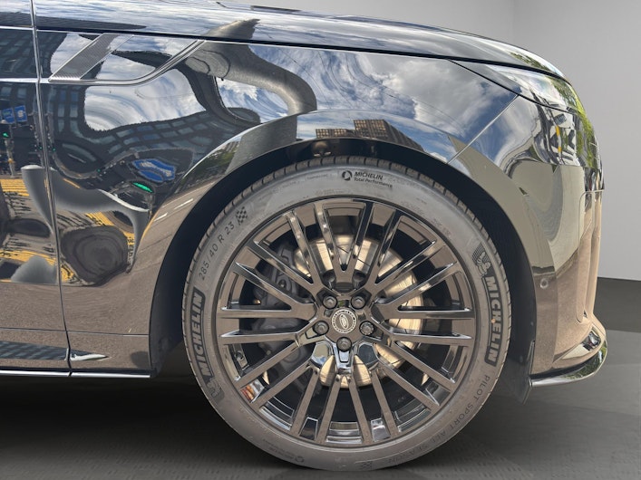 Vehicle image LAND ROVER RANGE ROVER SPORT