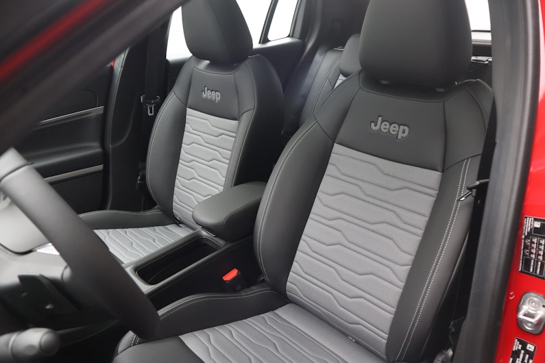 image du véhicule JEEP AVENGER