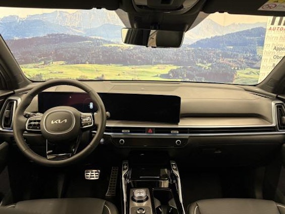 Vehicle image 5 Vehicle image 5