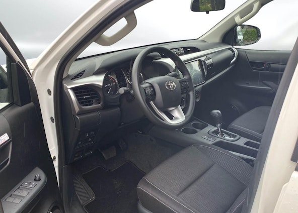 Vehicle image 3 Vehicle image 3